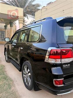 تويوتا لاندكروزر